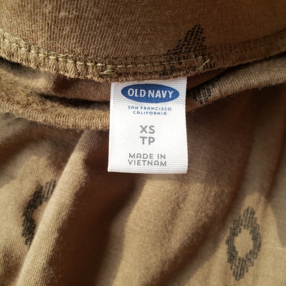 Old navy skirt - Picture 3 of 3